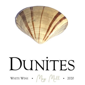Dunites Moy Mell 2020; White label with black text below a picture of a clam shell
