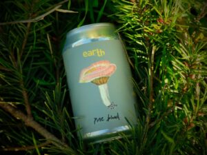 A can of Pine Blond